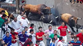 Tres heridos por asta de toro en el quinto encierro de los Sanfermines