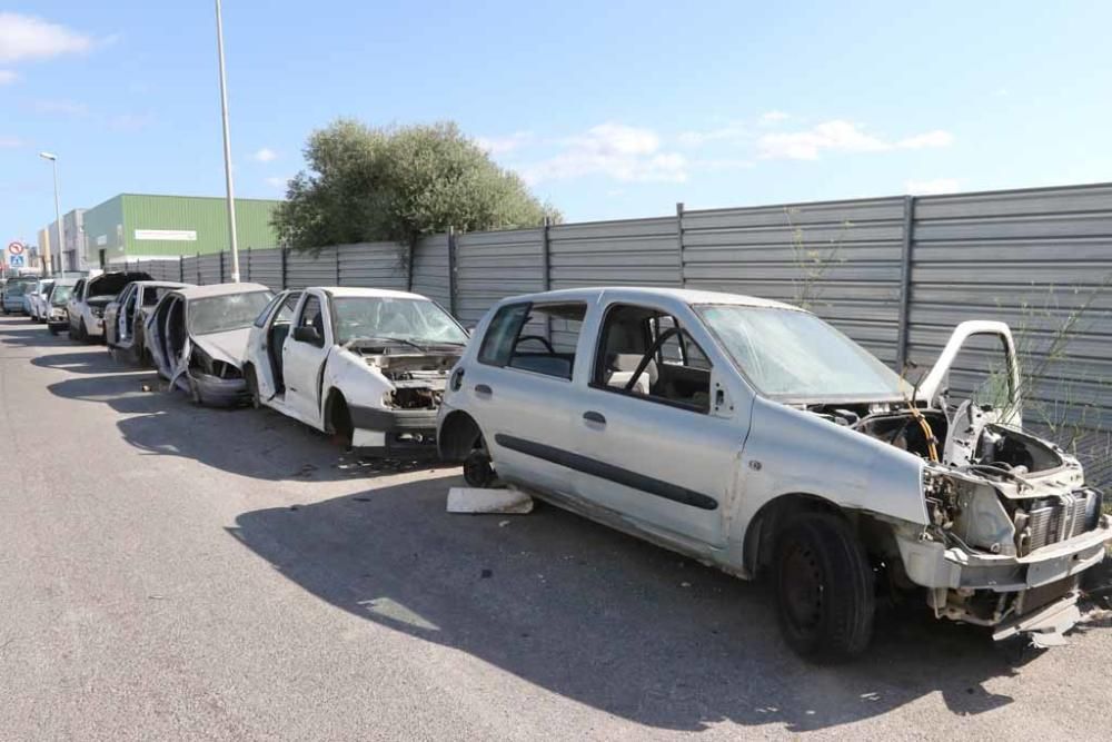 Pasan los años y el polígono de Montecristo, en Sant Antoni, sigue funcionando como un vertedero sin control