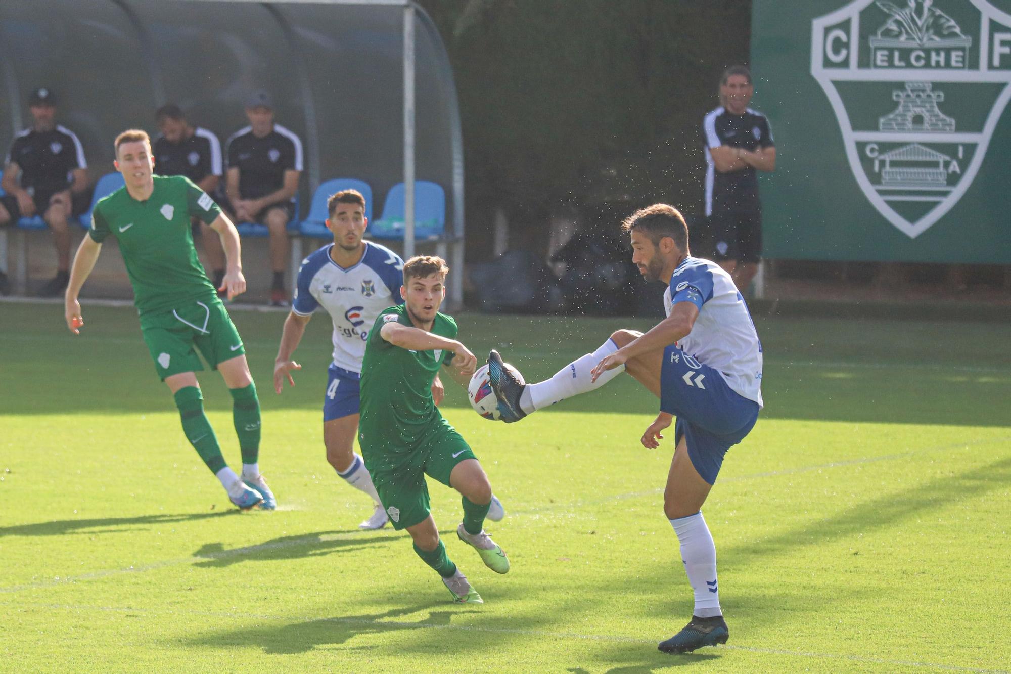 Elche CF - Tenerife amistoso de pretemporada en el Díez Iborra de Elche