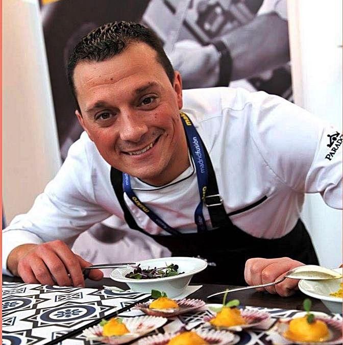 El chef del parador cangués, Santos Vicente.