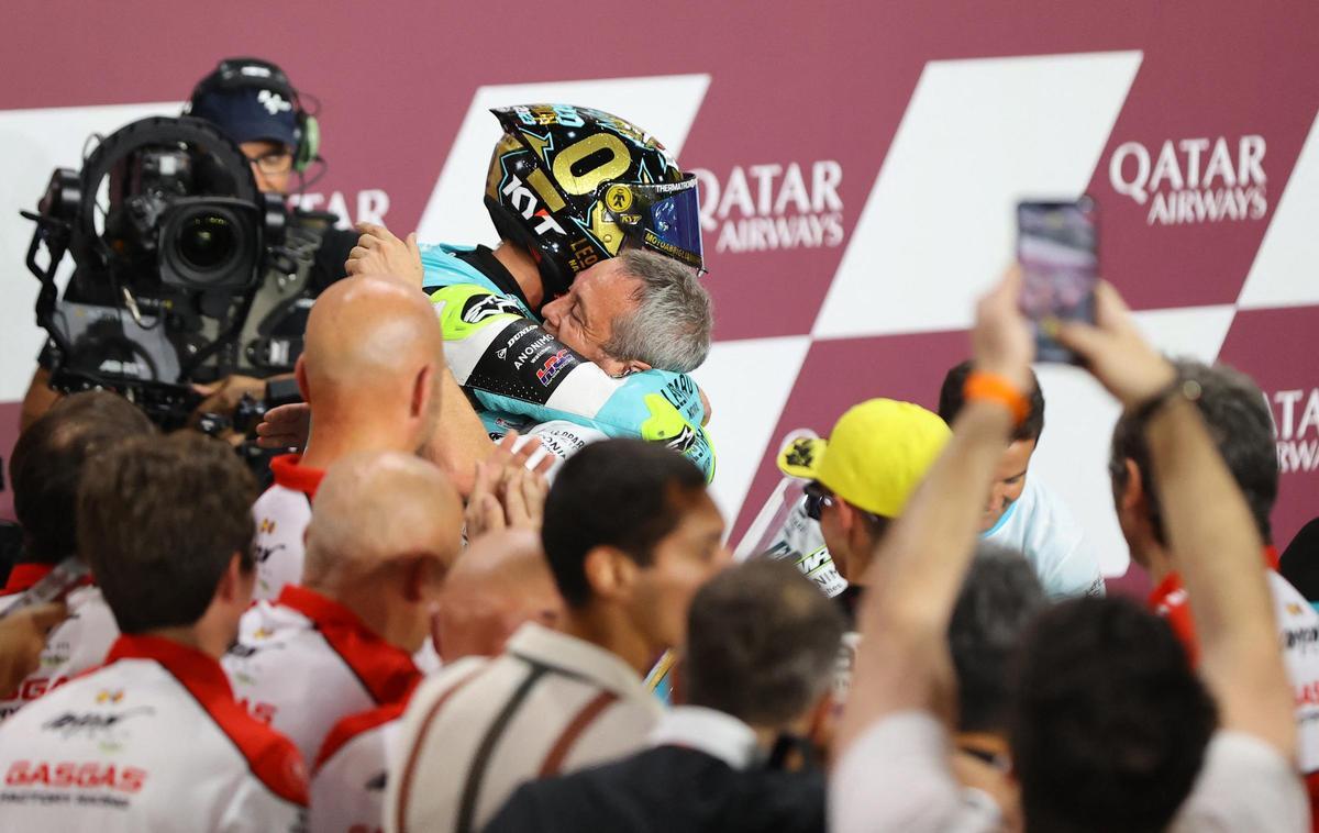 Las imágenes de Jaume Masià como campeón del mundo de Moto3 en Catar