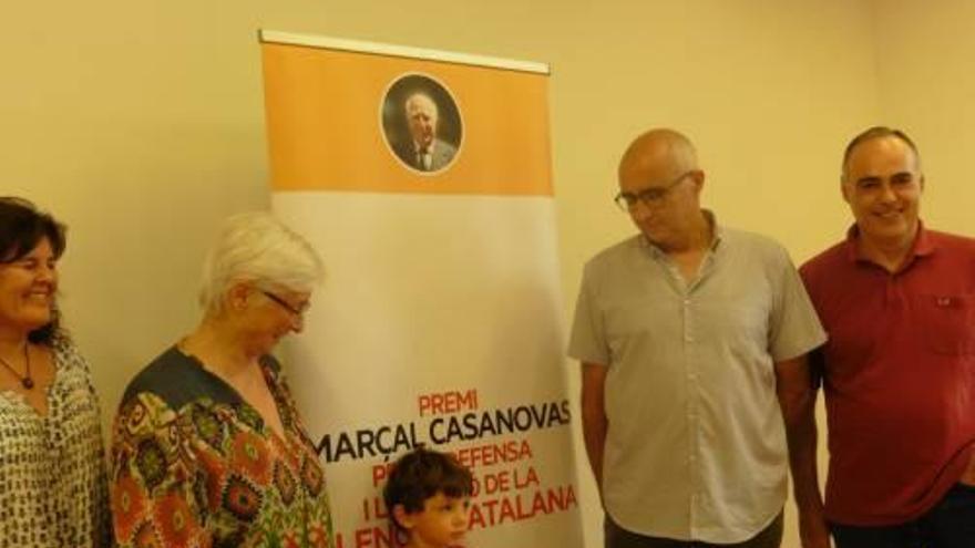 Familiars i polítics, a la presentació del guardó.