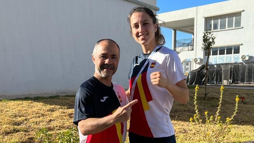 Rafa Lozano y Mari Carmen Madueño, en Orán.