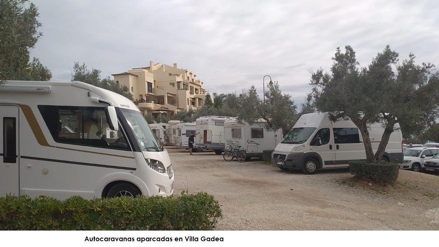 El PP de Altea retoma sus denuncias contra las autocaravanas en Villa Gadea