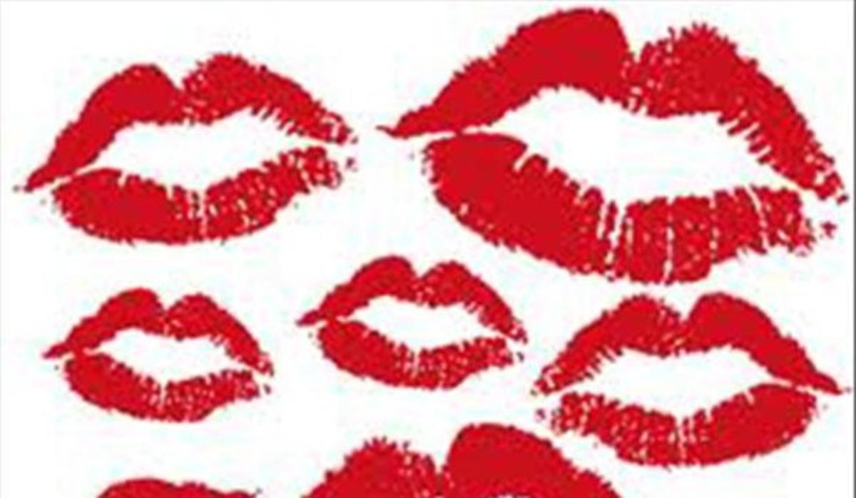 Google i Burberry Beauty llancen els petons digitals. Google i Burberry Beauty llancen els petons digitals.
