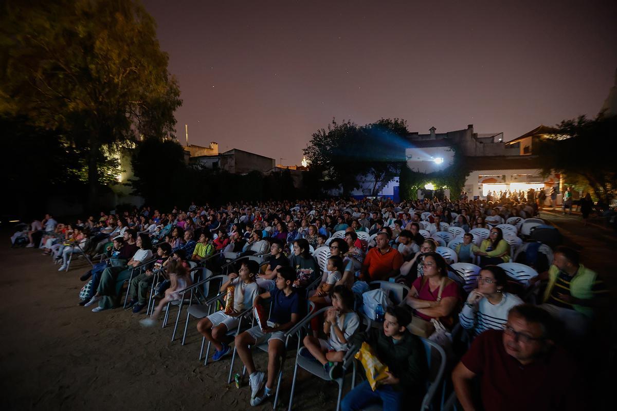 Córdoba arropa la reapertura de los cines de verano