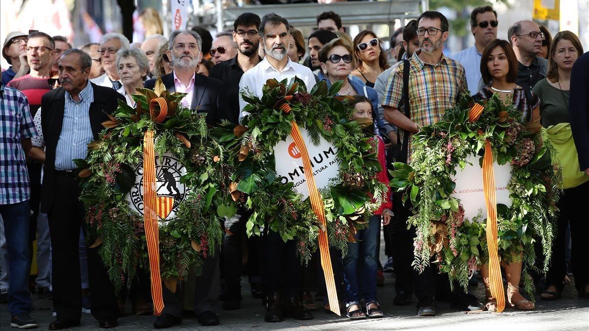 Miembros de Òmnium Cultural.