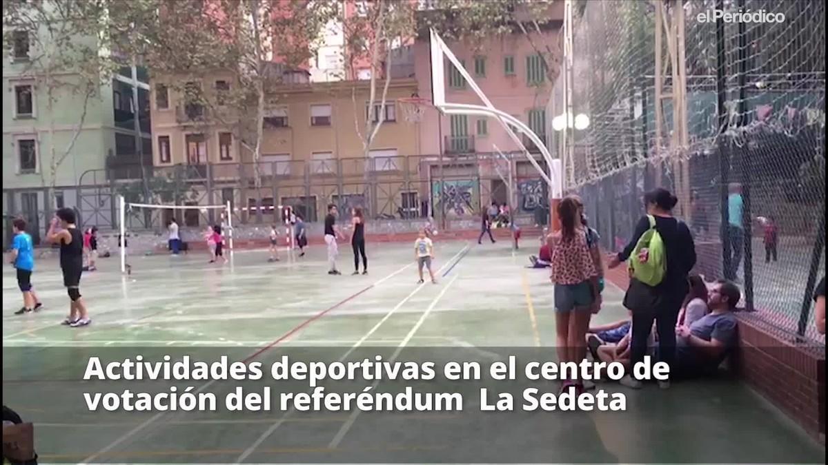 Activitats esportives al centre de votació del referèndum La Sedeta.