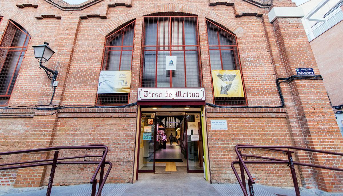 El Mercado de Tirso de Molina se encuentra en una fábrica restaurada de 1932