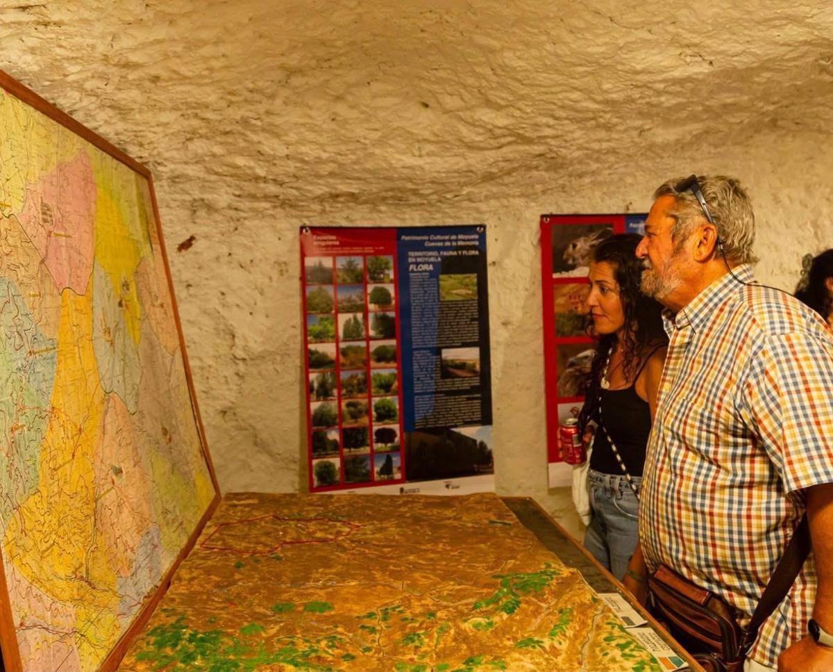 Moyuela y Azuara ponen en valor el legado de sus cuevas y bodegas