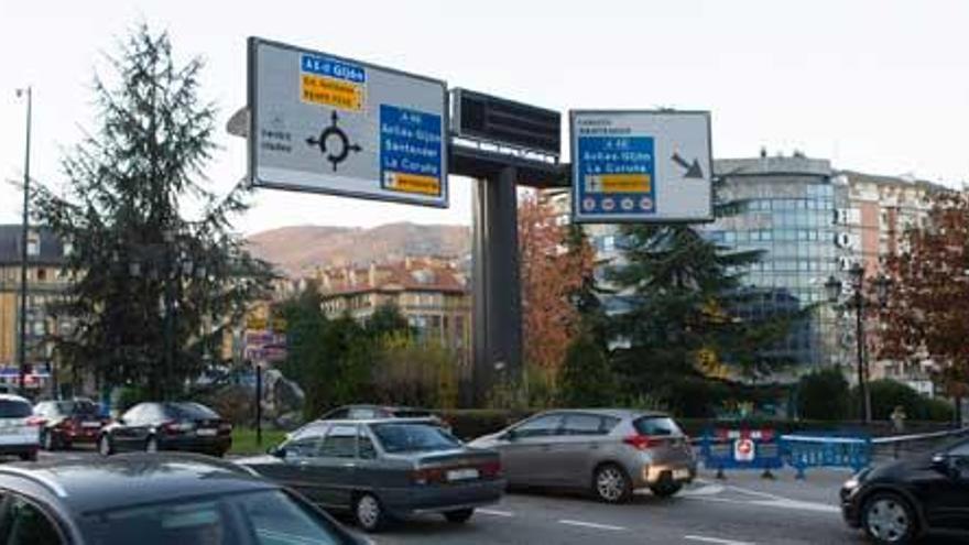 Cerrada la entrada y salida de Oviedo por la &quot;Y&quot; debido a los altos índices de contaminación