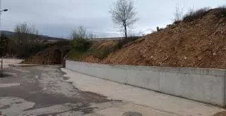 Una carretera para los vehículos de emergencias en Zamora