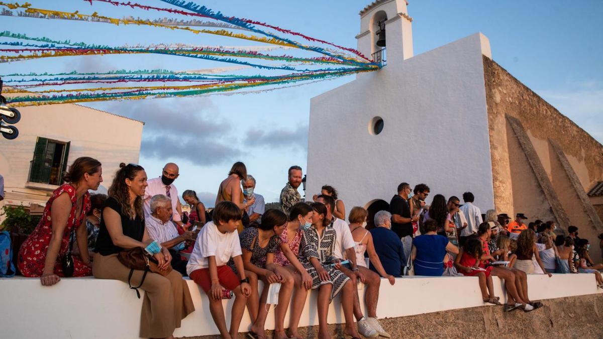 Público en las fiestas de Sant Agustí de 2021. | ZOWY VOETEN