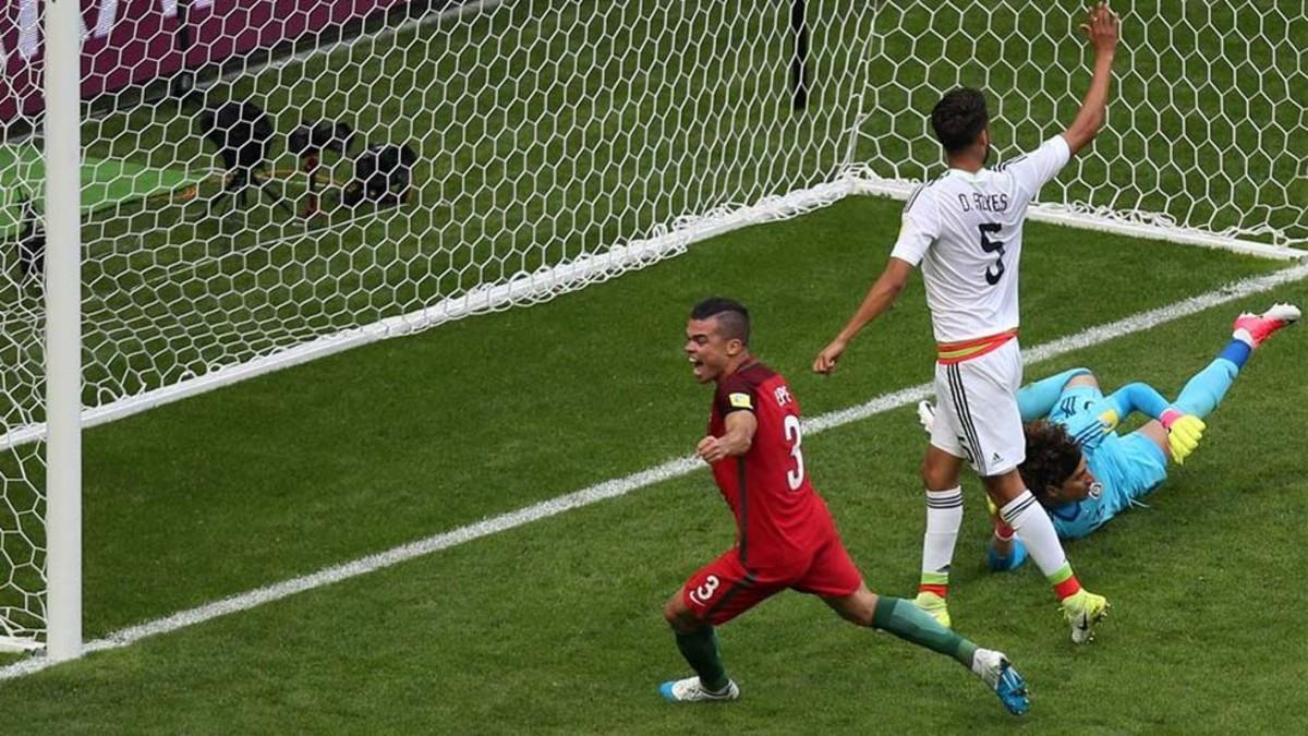 Pepe, celebrando el gol que al final fue anulado