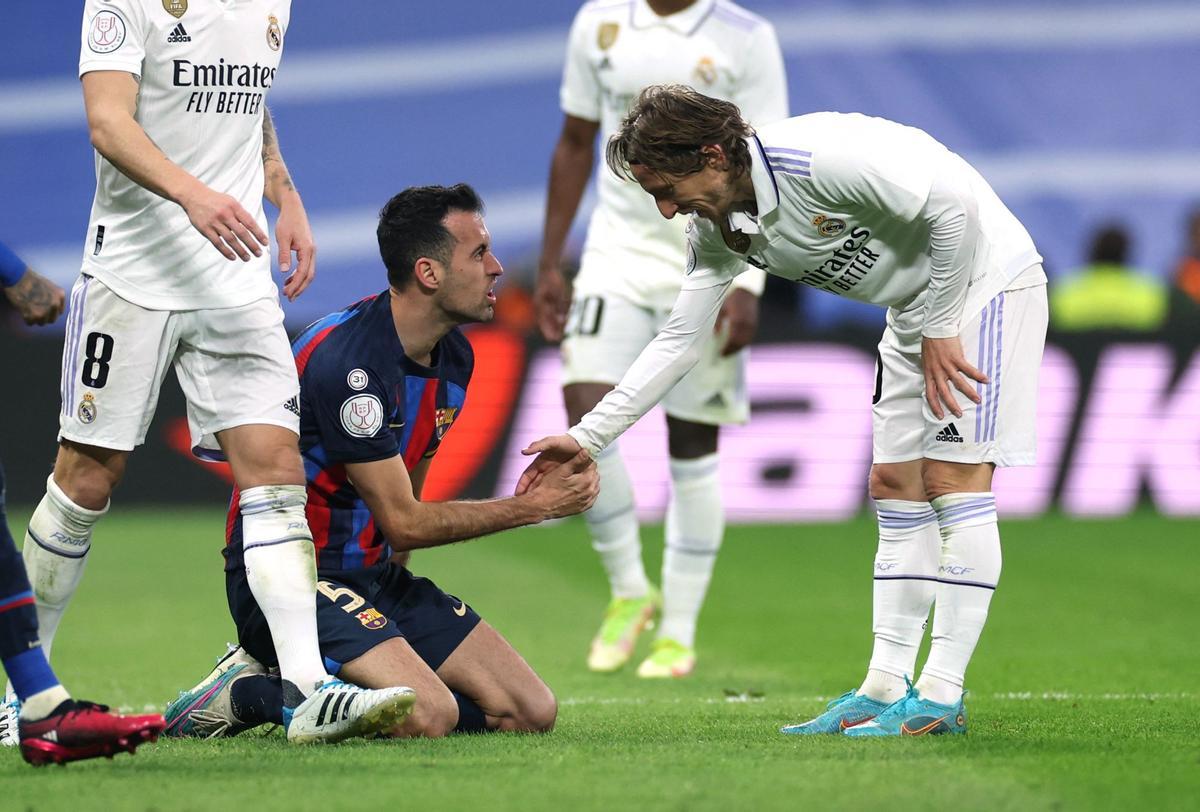 Victoria del FC Barcelona ante el Real Madrid en el Bernabeu | FOTOS