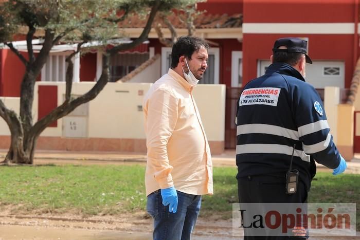 Limpian Los Alcázares tras las fuertes lluvias de los últimos días