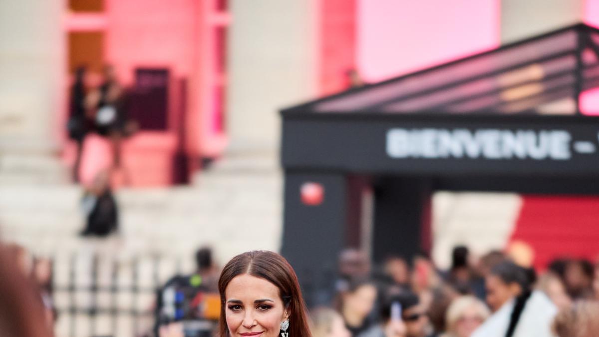 Paula Echevarria no se pierde el desfile de Calzedonia en París