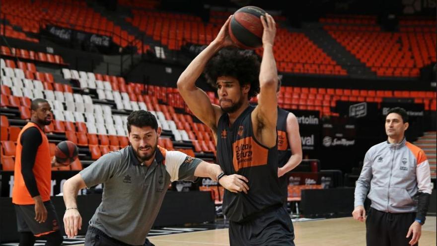 El Valencia Basket vuelve al trabajo sin Abalde ni Dubljevic