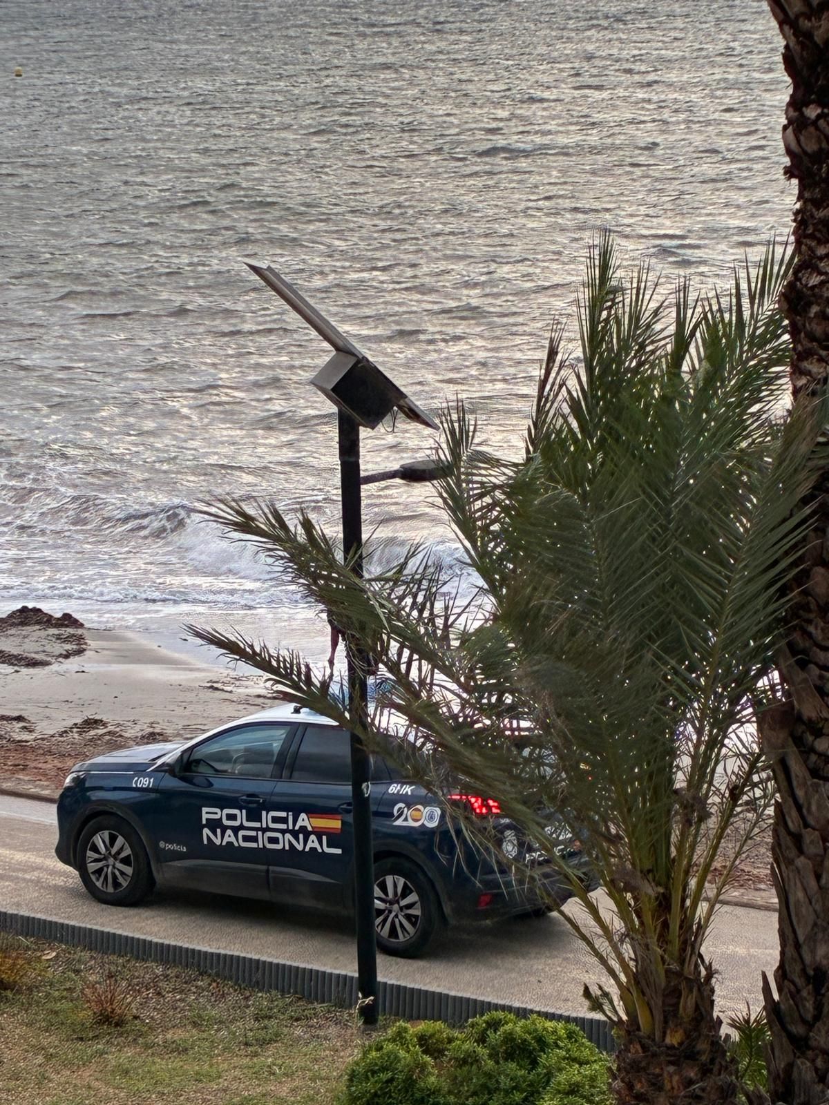 Encuentran el pie de una persona en Platja d'en Bossa