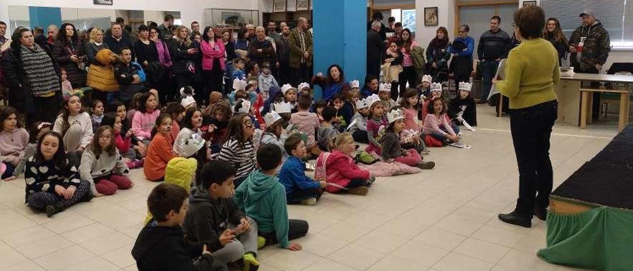 Participantes en la colonia navideña de Candás.