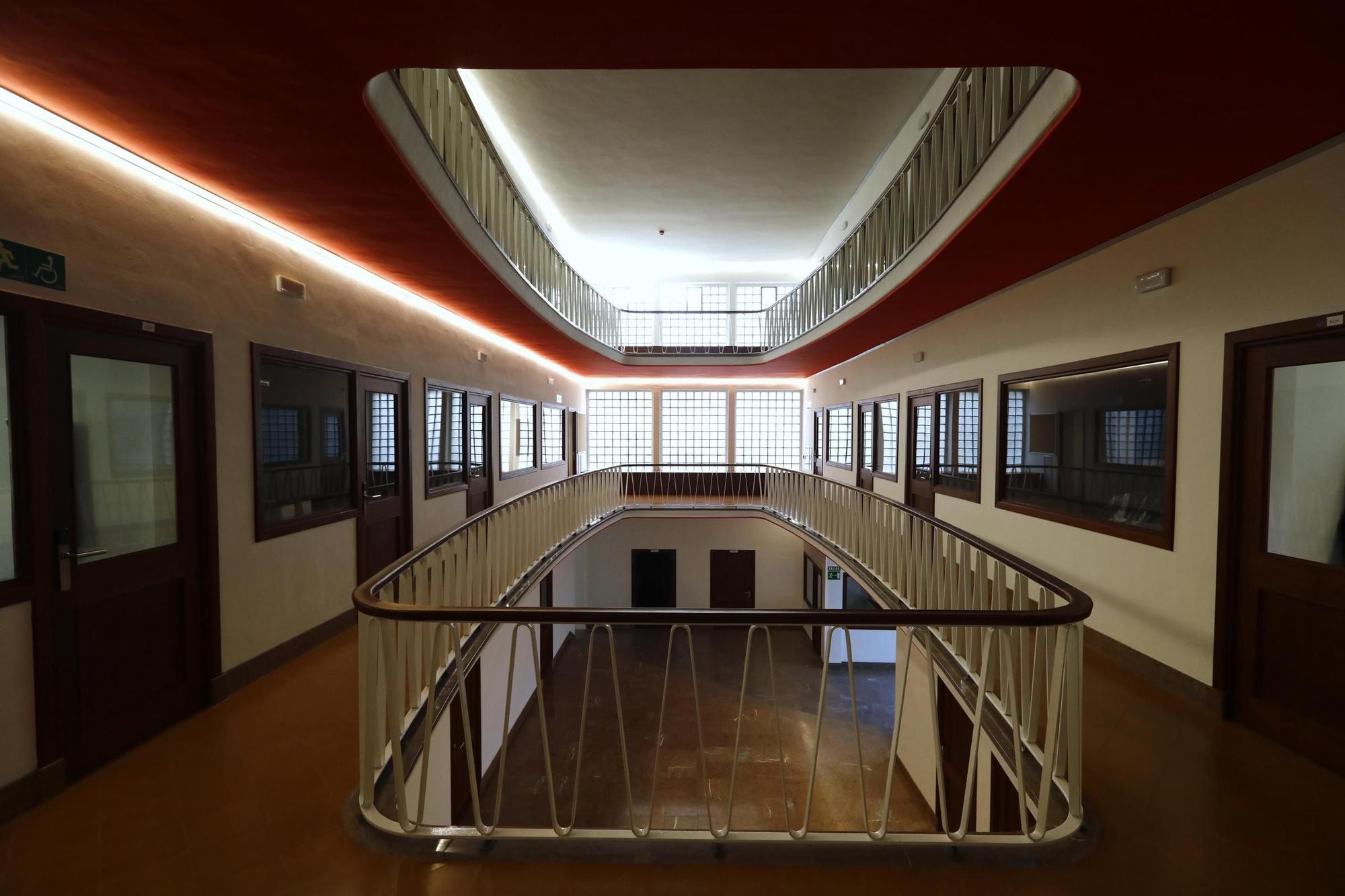En imágenes | Cuenta atrás para la apertura de la nueva Facultad de Filosofía y Letras de la Universidad de Zaragoza