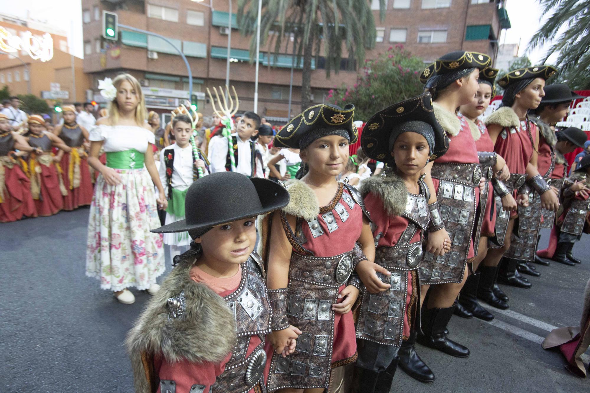 Las fiestas de Moros y Cristianos de Altozano, en Alicante, viven sus fechas principales desde esta noche con el desfile infantil y la embajada