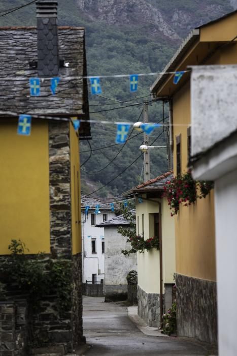 Vecinos de Moal celebran el premio