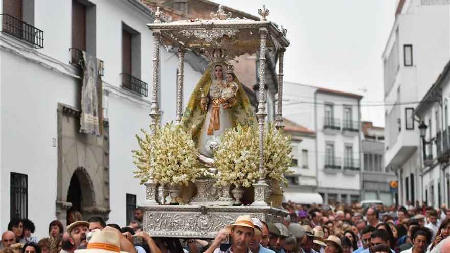 Autorizan el traslado de la Virgen de Luna a Villanueva de Córdoba