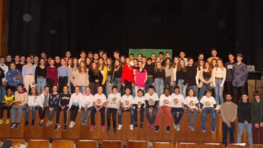 Foto de grup de la darrera edició de la Nit de l&#039;Esport al Teatre Comarcal