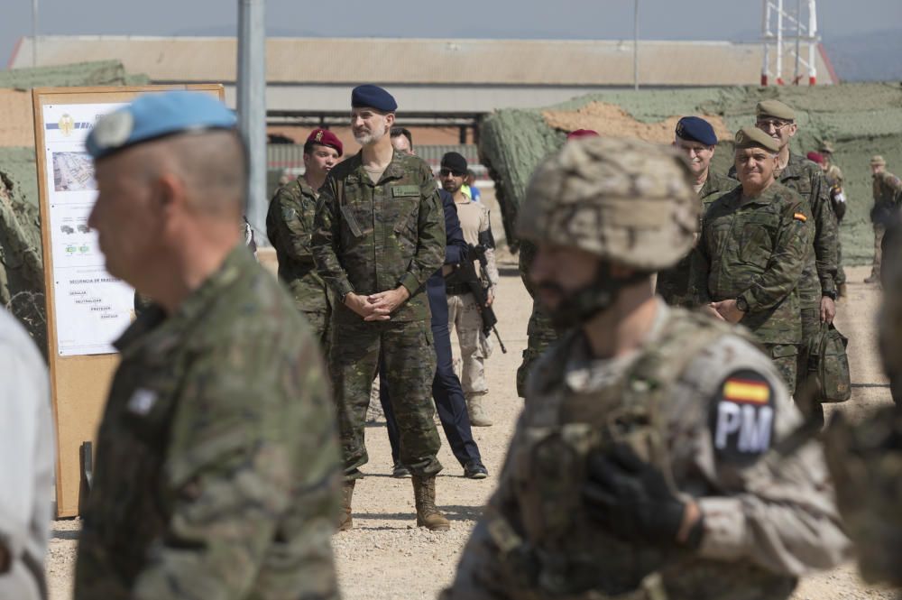 Ejercicio de la policía militar en Bétera con presencia del rey