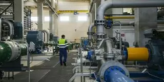 El alto precio de la desalación del Gobierno amenaza con disparar el coste del agua para consumo urbano en la provincia de Alicante