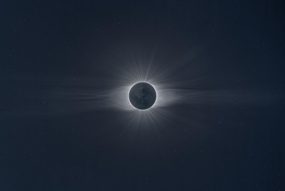 © Juan Carlos Casado. Libro Eclipses. La sombra de un Gigant
