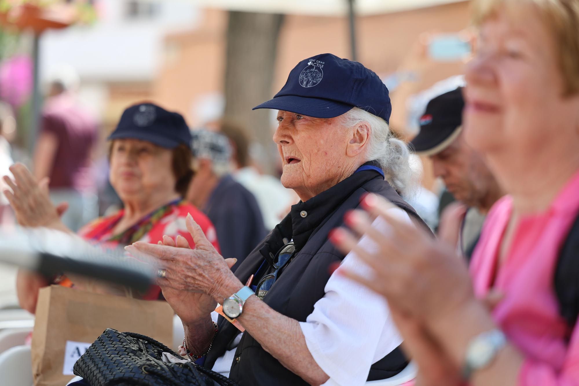 Los mayores visitan la feria Ibiza Medieval
