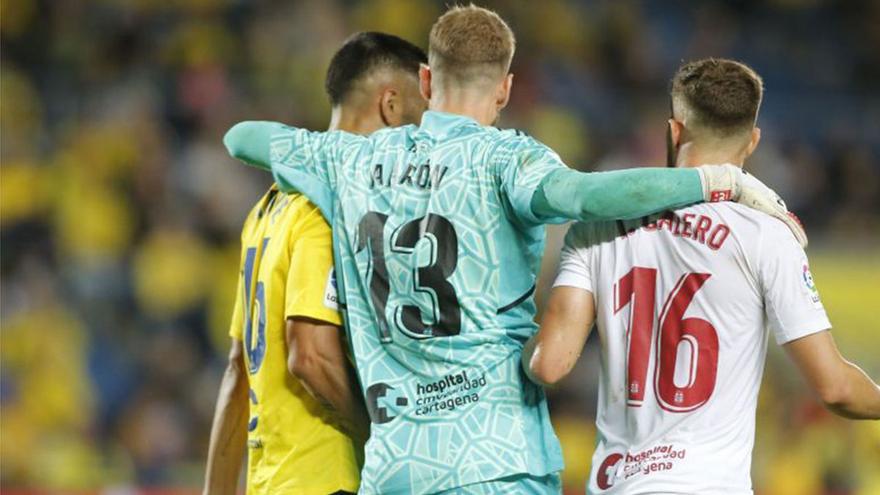 Resumen, goles y highlights del Las Palmas 1 - 0 Cartagena de la jornada 12 de LaLiga Smartbank