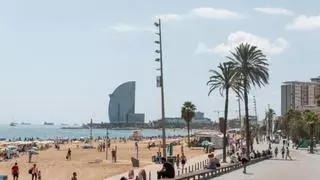 Barcelona mejora su red de telefonía móvil y cobertura 5G en la franja litoral