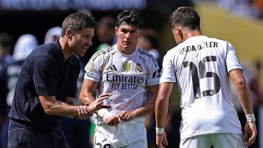 Balance de los 60 días de Xabi Alonso en el Real Madrid: “Palo torcido no da sombra recta”