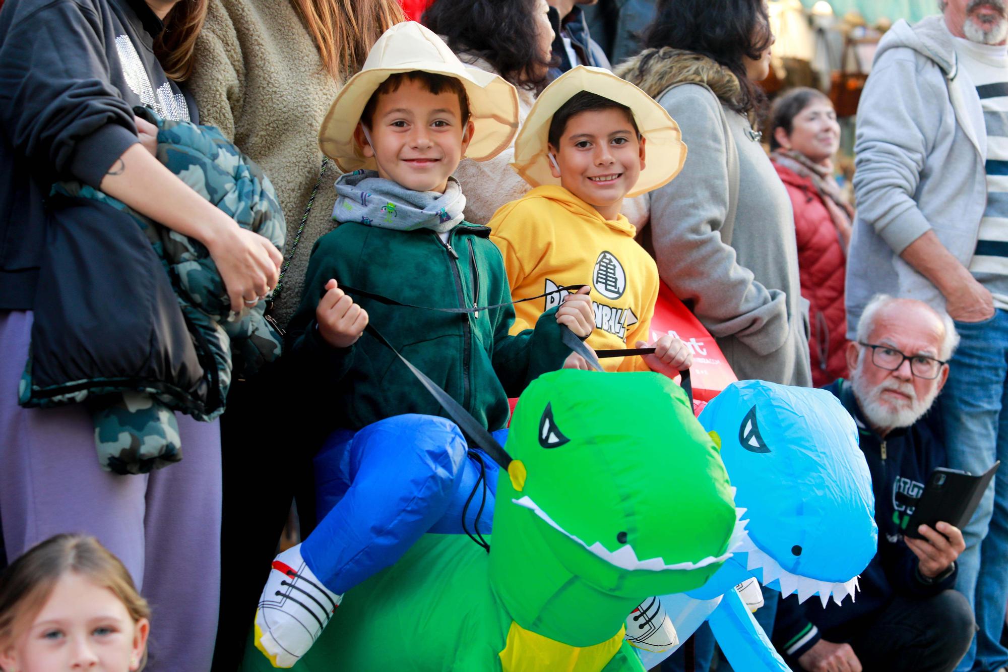 Todas las imágenes de la rúa de carnaval 2023 en Santa Eulària