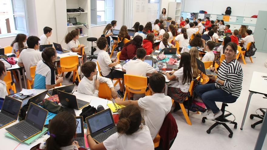 CSIF Educación Málaga: bajada de ratios, mejoras salariales, reducción burocrática y aumento de plantillas, propuestas para las elecciones del 1-D