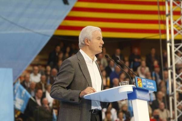 Las imágenes del mitin de la coalición PP-PAR en Zaragoza