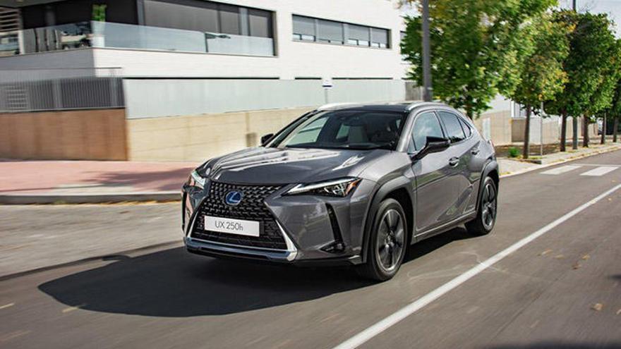 Lexus lanza el nuevo UX 250h Executive Plus