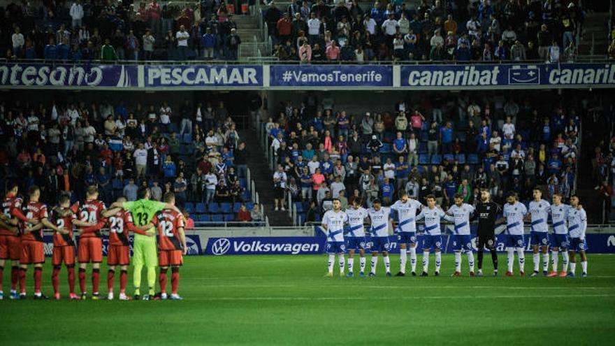 Silencio por Villar y León