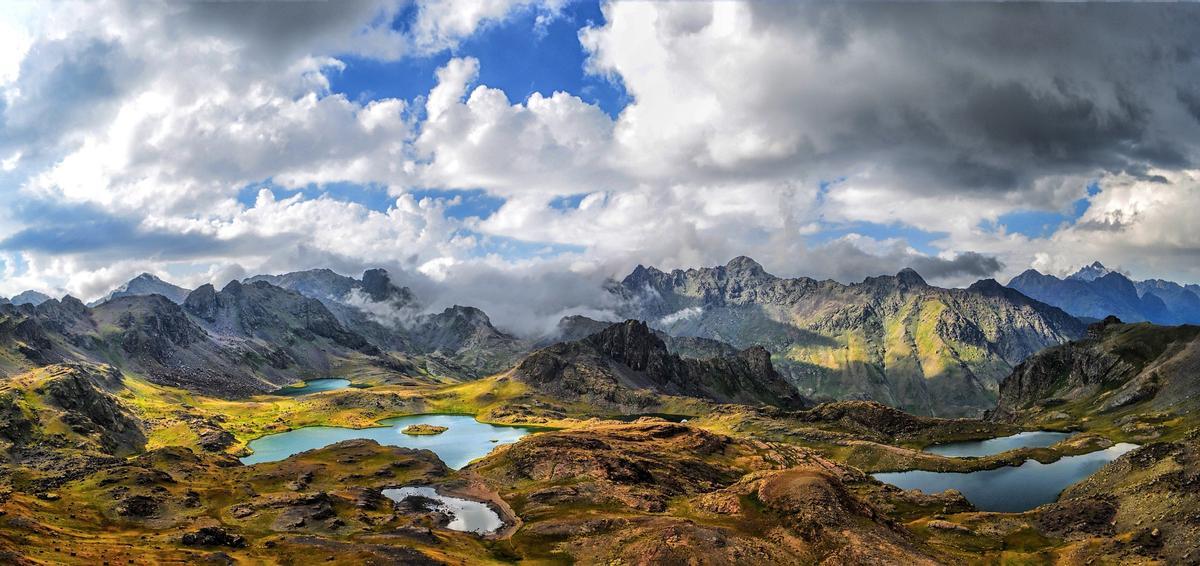 Los lagos pequeños acumulan más materia orgánica