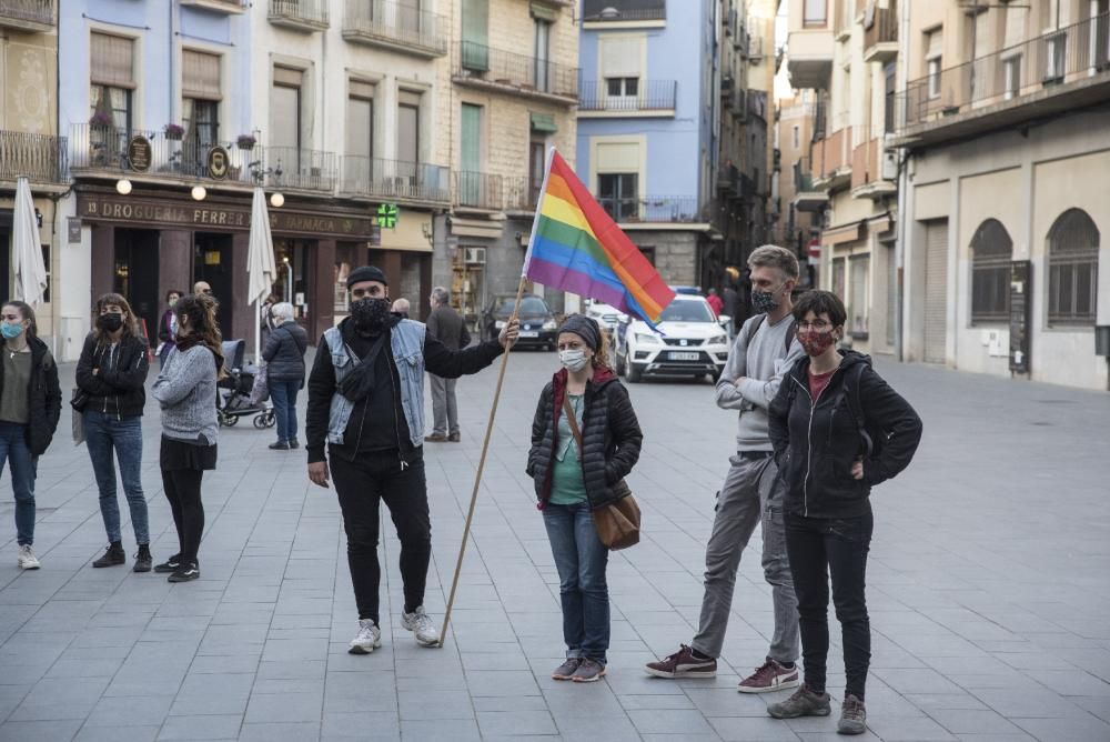 Concentració per defensar els drets dels transsexuals a Manresa