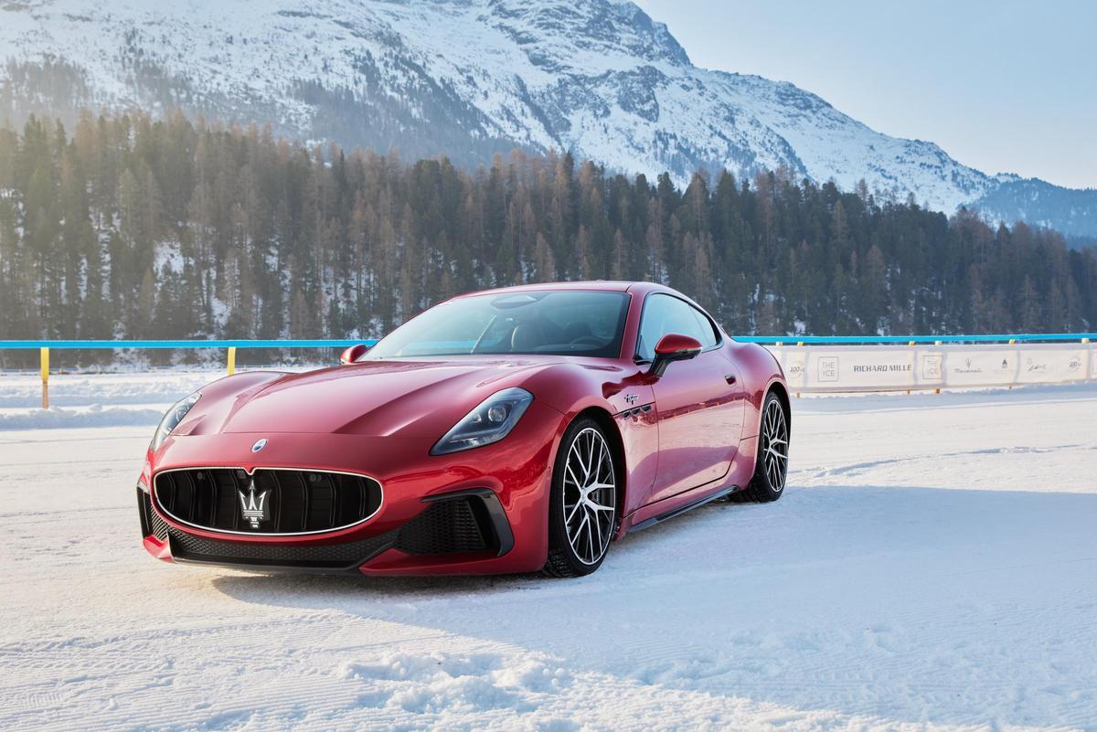 Maserati exhibe sus coches sobre el hielo de St. Moritz
