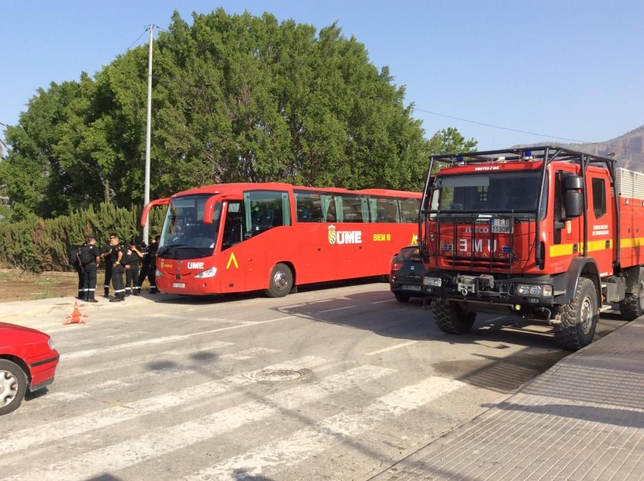 El colegio Miguel Hernández de Orihuela se convierte en el centro de operaciones de la UME