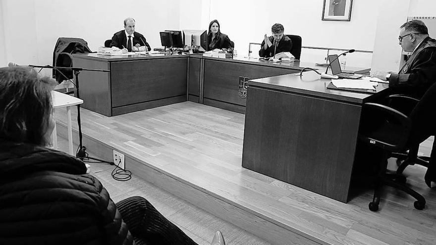 Un momento del juicio celebrado en A Coruña.  // J. Roller