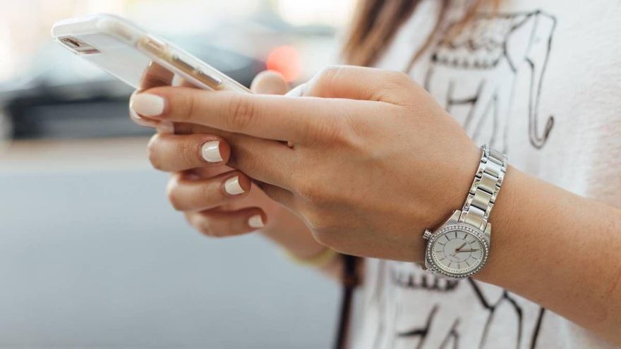 ¿Perfil falso? 5 señales del ‘catfishing’ que advierte la Policía para no caer en la trampa