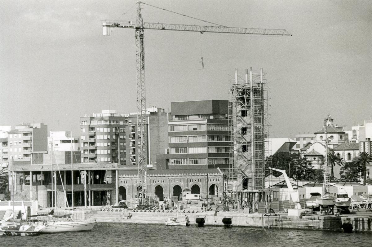 La Plaza del Mar cumple 30 años: así fue una obra que cambió el Grau de Castelló