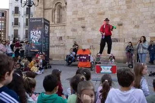 VÍDEO | Pumuky Circo Chisme en el Festival de Títeres de Zamora