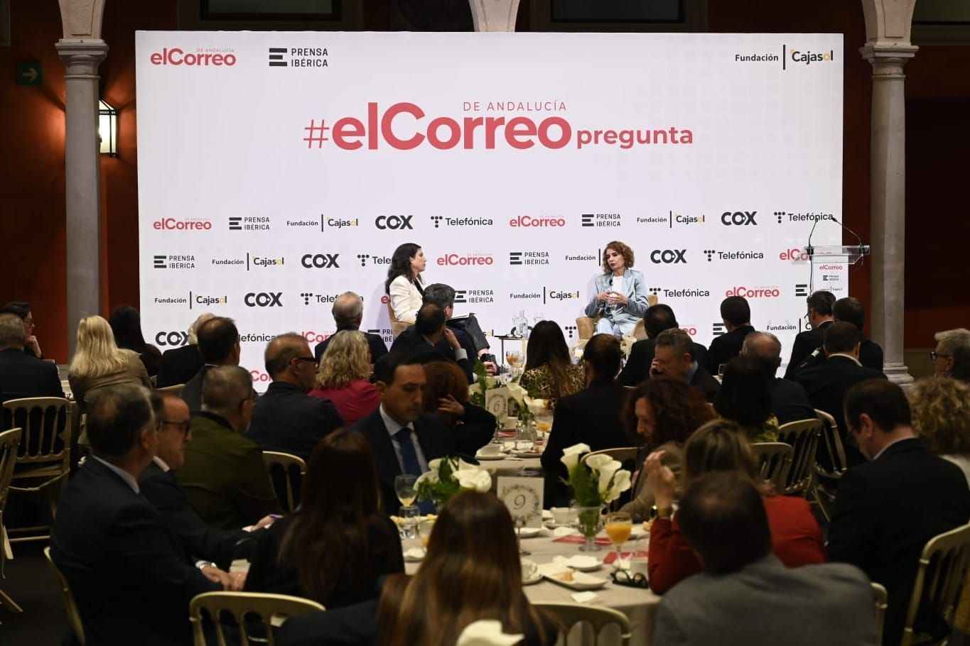 FOTOGALERÍA | #ElCorreopregunta, con María Jesús Montero